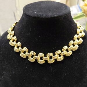 "Anne Klein" Perfect Condition"Gold Statement Choker Necklace.15in+2in extension